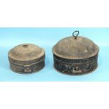 A Georgian japanned metal circular spice-tin complete with nutmeg grater and carrying handle and a