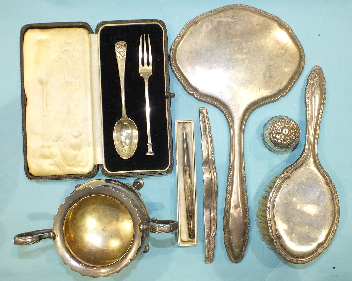 A modern silver sugar bowl by Goldsmith & Silversmith Co., 7oz, various silver-backed dressing table