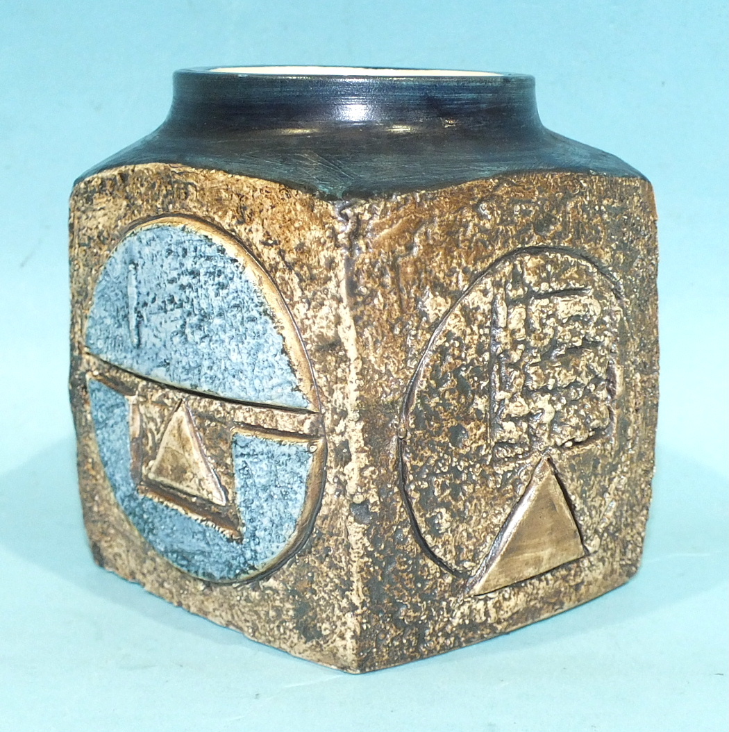 A Troika square vase by Sue Lowe, 1976-77, signed 'SL', 9cm high.