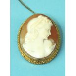 A modern 9ct-gold-mounted shell cameo brooch.