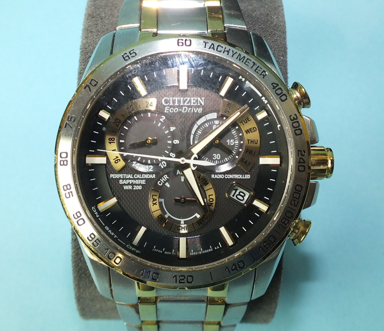 A Citizen Ecodrive Perpetual Calendar WR200 stainless steel wrist watch, boxed, with outer box and