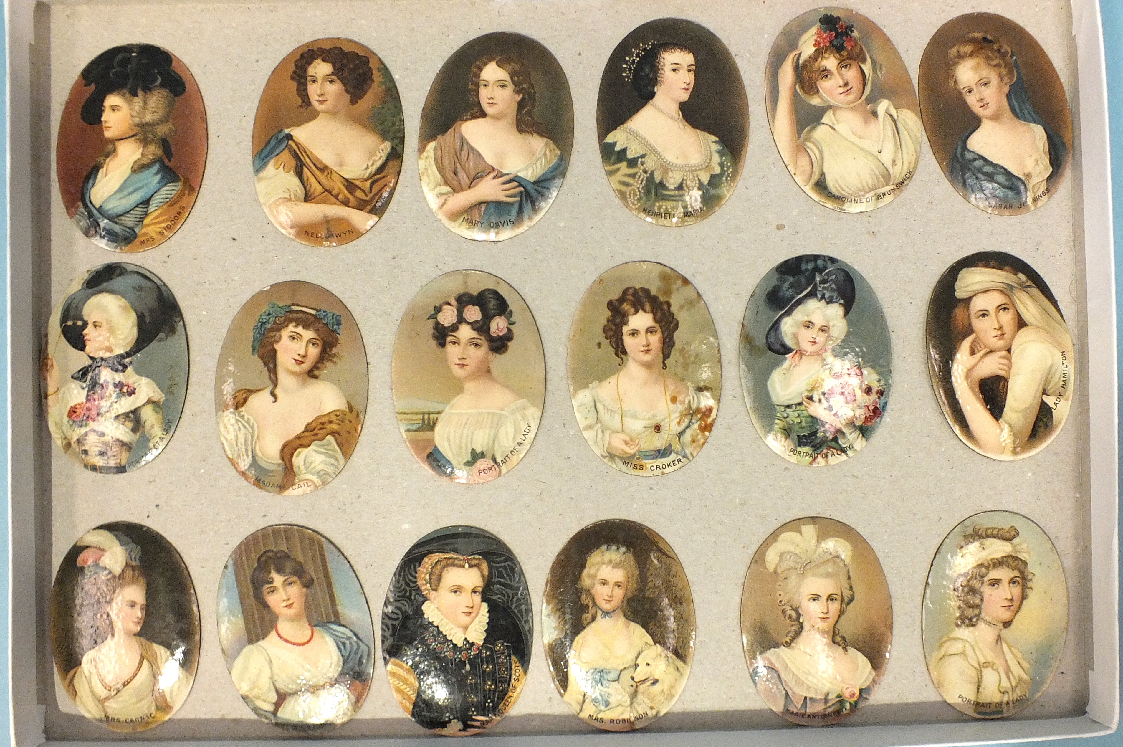 WD & HO Wills oval miniatures (metal) 18/25, 'Mrs Siddons', 'Nell Gwyn', 'Mary Davis', 'Henrietta