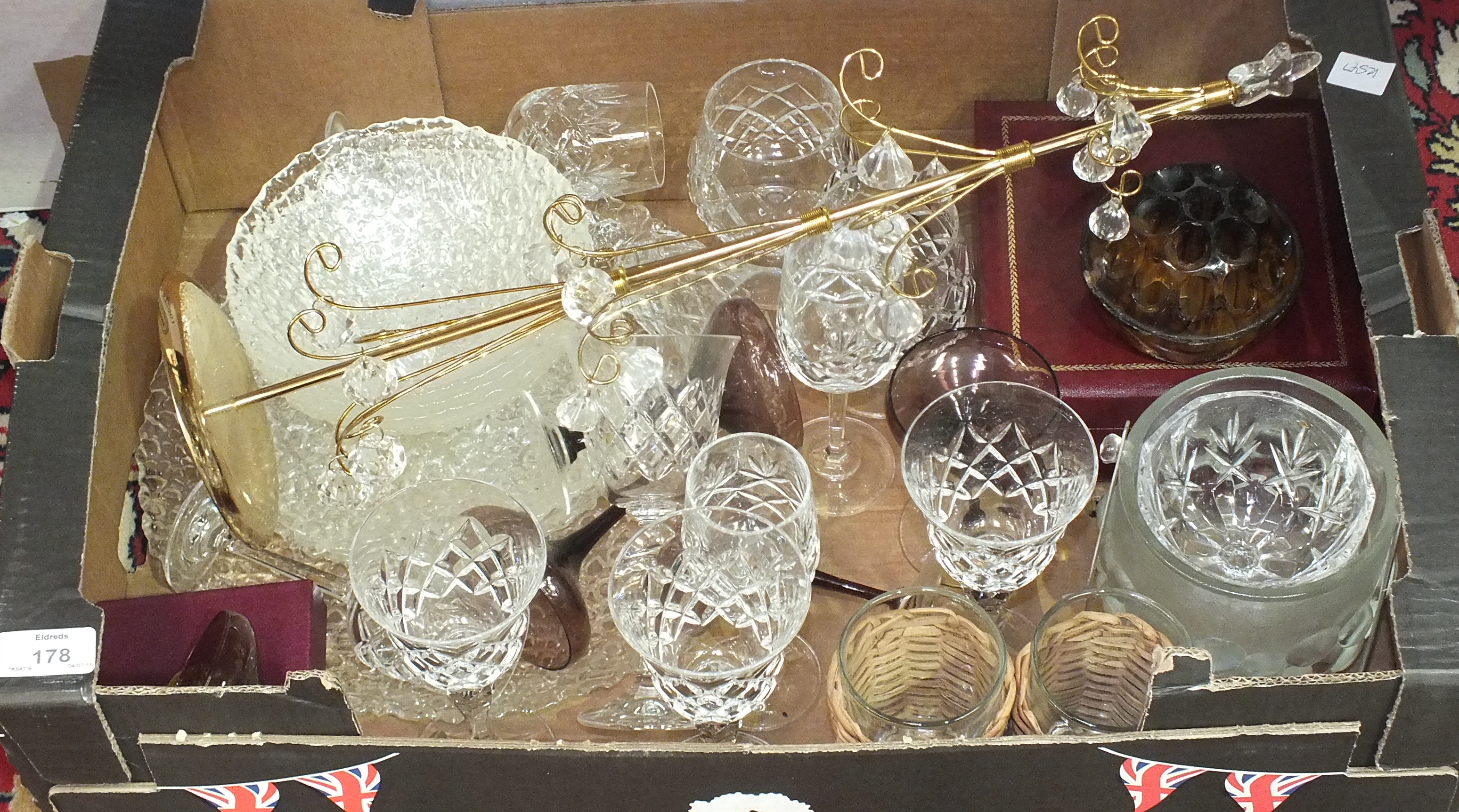 A collection of various glassware, including drinking glasses, decanters, vases, bowls, etc. - Image 2 of 3