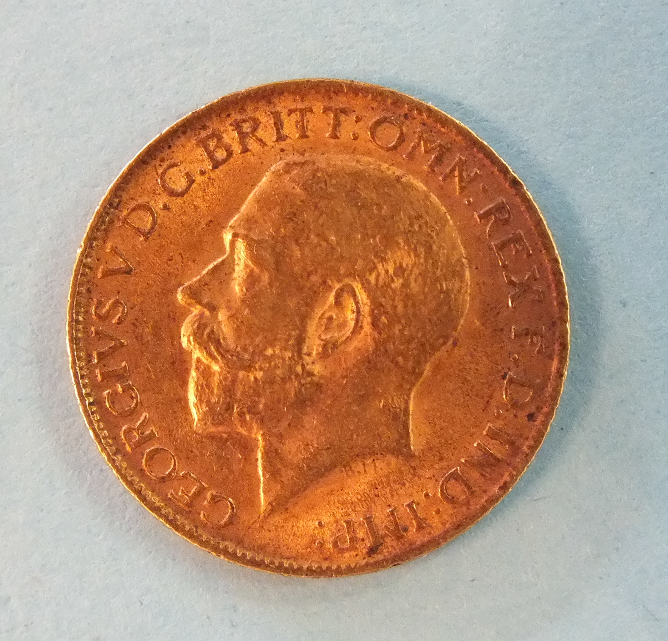 A George V 1912 gold sovereign. - Image 2 of 2