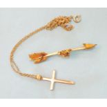 An 18ct gold brooch in the form of an arrow with a nugget mounted on the shaft, (a/f), 55mm long,