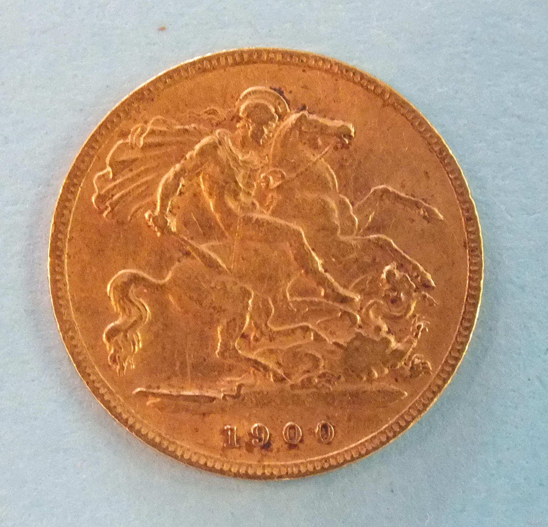A Queen Victoria 1900 gold half sovereign. - Image 3 of 4