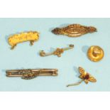 Two 9ct gold brooches, a 9ct gold stud and other gold jewellery, 8g.