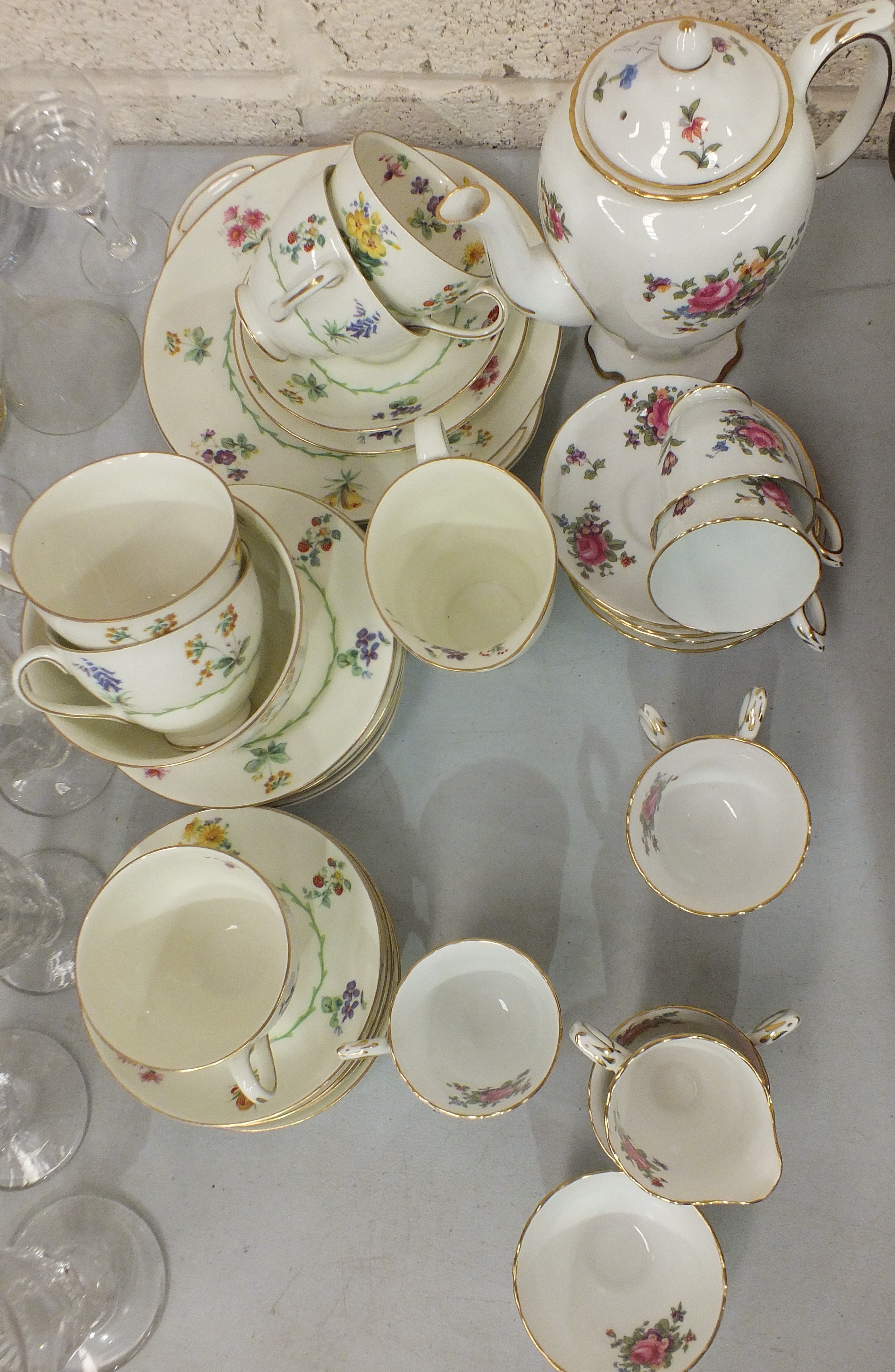 A Royal Doulton foliate-decorated bone china tea part-service, 20 pieces a Crown Staffordshire