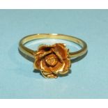A gold rose ring marked 10ct, size P, 2.7g.