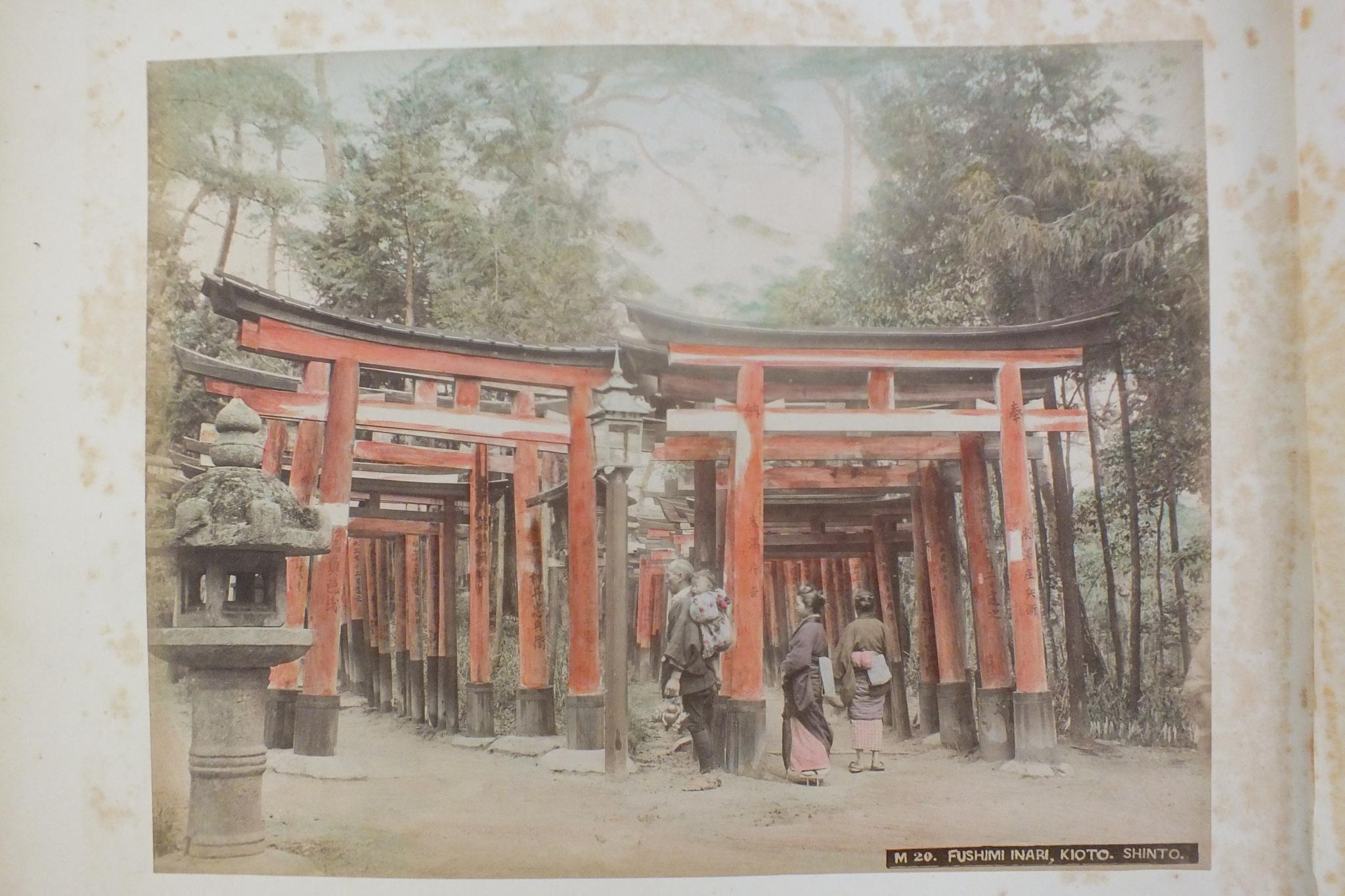 An early-20th century Japanese lacquered shibayama photograph album, containing fifty hand-tinted - Image 30 of 54