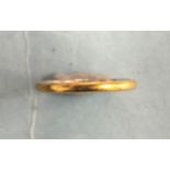 A wedding band with 22ct gold outer layer, on platinum inner, size L, 2.5g.