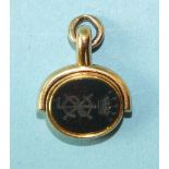 A small Victorian 15ct-gold-mounted swivel fob seal set cornelian/bloodstone, 6.9g.