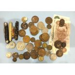 A Queen Victoria 1845 crown and a small quantity of other British coinage.