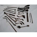 VARIOUS FOUNDRY CASTING TOOLS