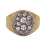 Ring mit Altschliffdiamanten und Diamantrosen, zus. ca. 1 ct,LGW - GW ( I-K ) / SI - P2, GG / WG