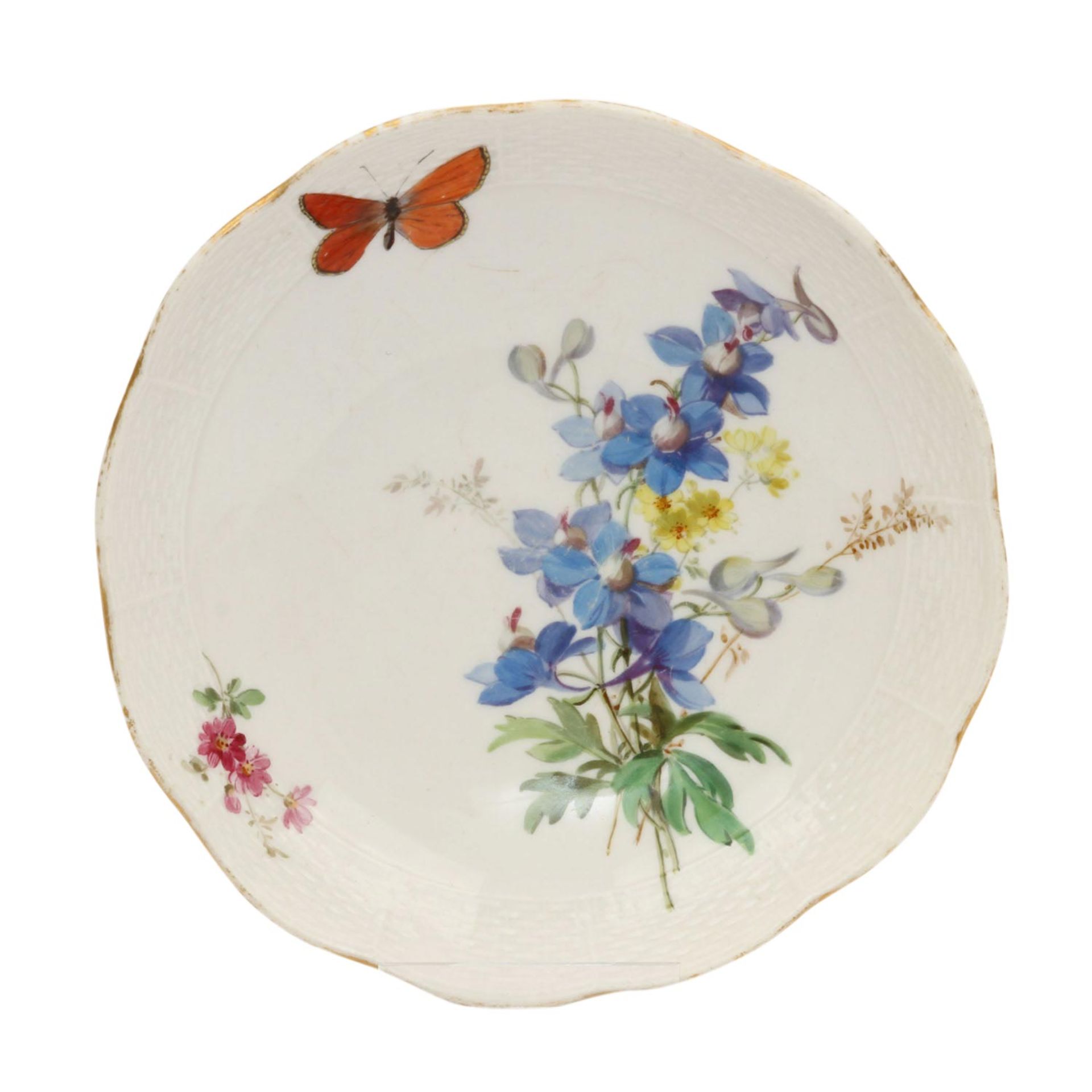 MEISSEN Konvolut Serviceteile 19./20. Jh.Polychromer Blumen- und Insektendekor: bestehend aus - Image 4 of 7