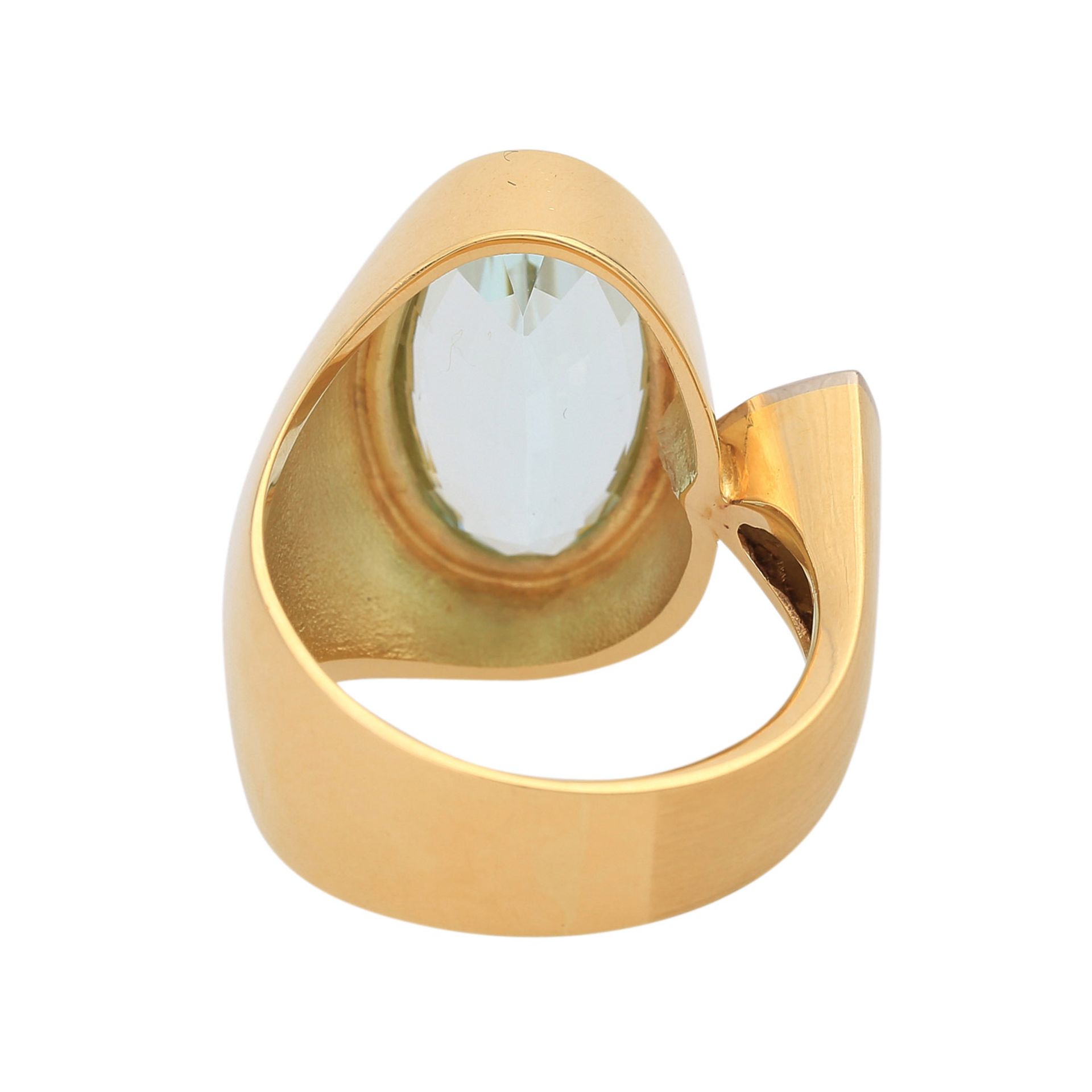 Ring mit einem Aquamarin, ca. 8,3 ct,oval facettiert, ca. 19 x 11 mm und 1 Altschliffdiamant, ca. - Image 4 of 5