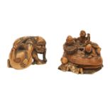 2 Netsuke aus Elfenbein. JAPAN, Meiji-Zeit (1868-1912)1 Netsuke mit detailliert gearbeiteter