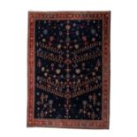 Orientteppich. LURIBAFT/IRAN, 21. Jh., ca. 256x181 cm.Der in sich changierende, nachtblaue Fond