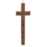 SÜDDEUTSCHLAND Reliquienkreuz, um 1900aus Holz, halbplastisch beschnitzt, H 24,5 cm, besch..Carved