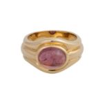 Ring mit einem rosafarbenen Turmalincabochon, oval, ca. 3,5 ct,GG 18K, RW 55, solide Verarbeitung