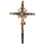 BILDSCHNITZER 17. Jh., Kruzifix,Holz geschnitzt, farbig gefasst, Corpus Christi im Dreinageltypus