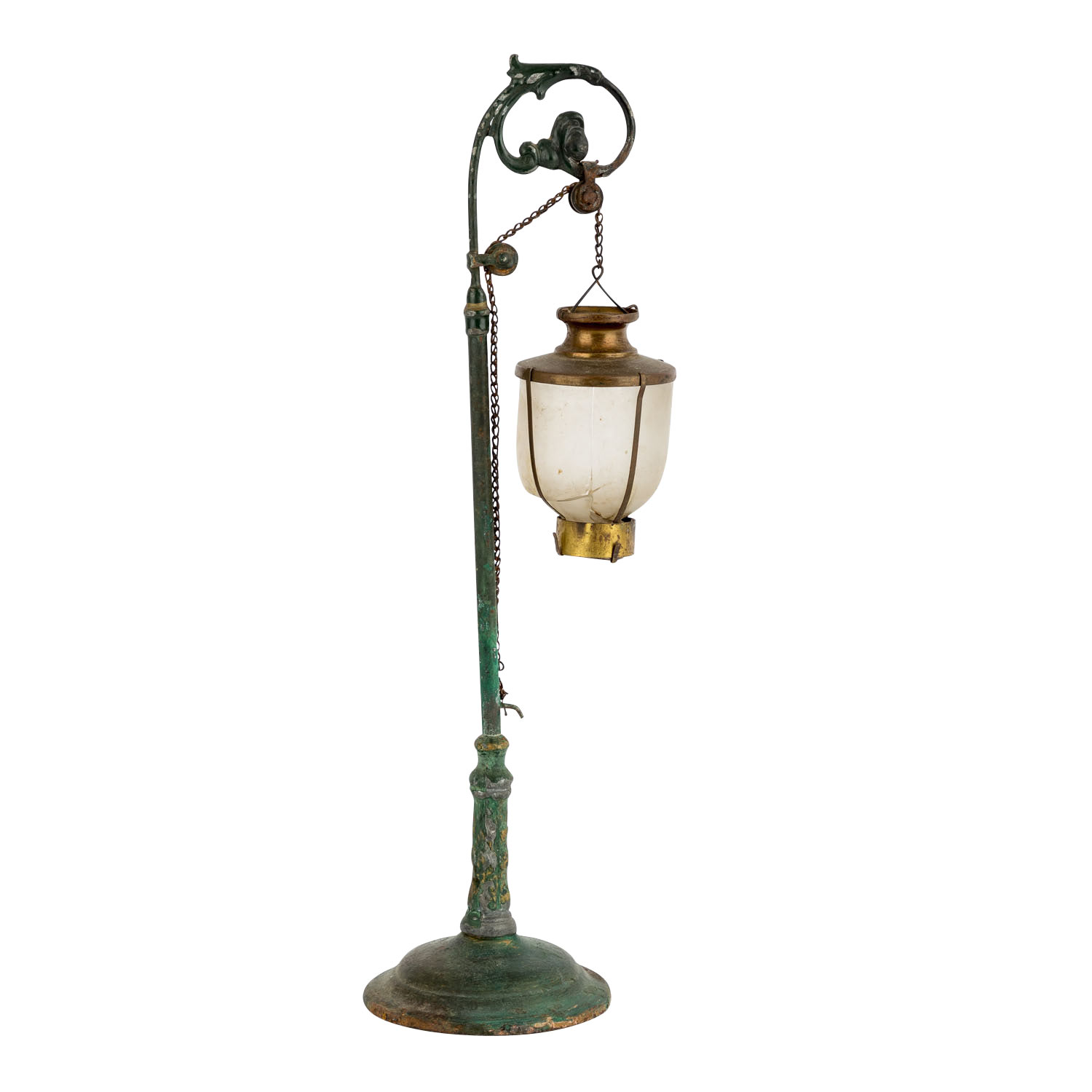 MÄRKLIN Bogenlampe 2432, 1923-1931,runder Gusssockel, grüner Mast m. Zierbogen, große Mattglaskugel,