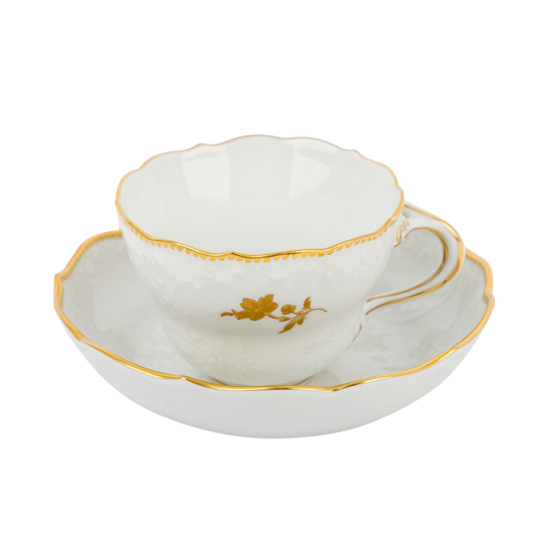 MEISSEN Kaffeeservice f. 12 Personen 'Neumarseille Goldblume', 20. Jh..13 Kaffeetassen, 12 - Image 4 of 7