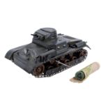 TIPP & CO. 100-Schuss-Panzer,Blech, feldgrau mimikry lithogr., Metallketten, Uhrwerkmotor, Start-/