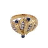 Ring mit 3 kl. Saphiren und 12 Brillanten, zus. ca. 0,36 ctvon guter Farbe und Reinheit, GG/WG