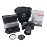 KAMERASET SPIEGELREFLEXKAMERA CANON EOS 620, BLITZGERÄT 420EZ, OBJEKTIV TAMRON AF 1:3,8-5,6 28-