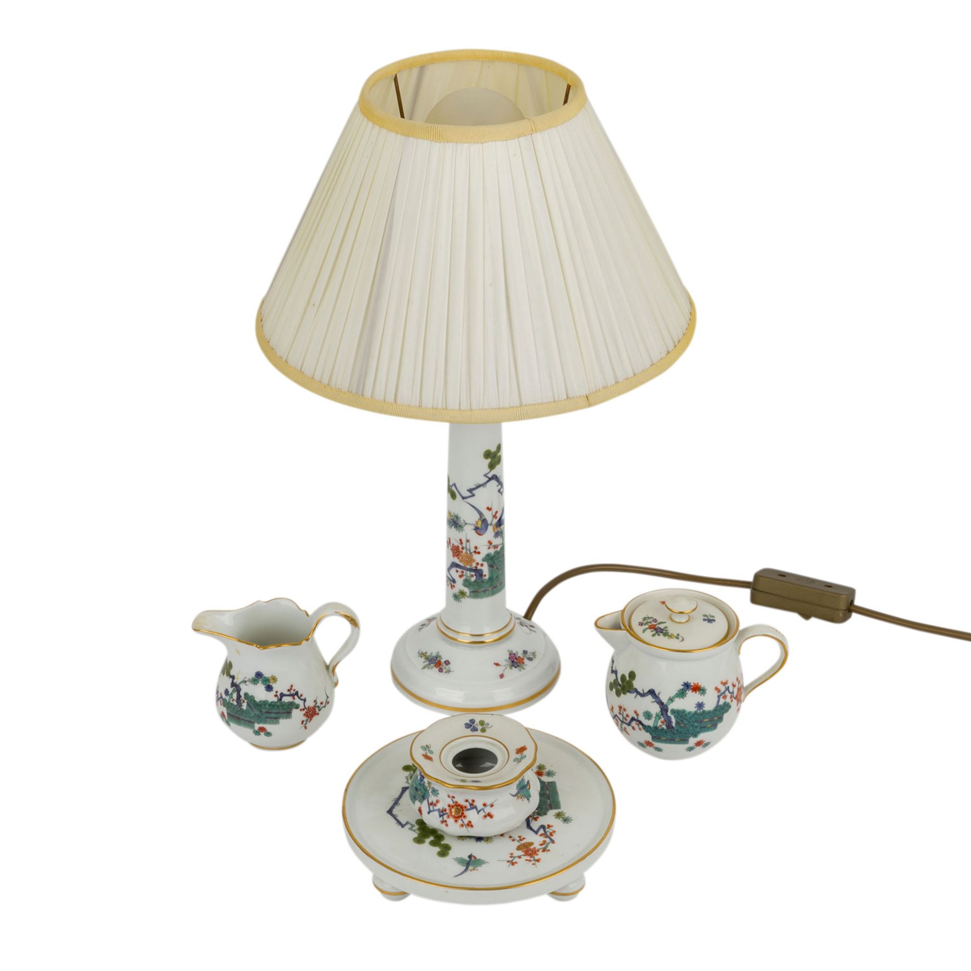 MEISSEN 4 Serviceteile und Lampe, 20. Jh.Dekor "Indisches Astmuster", bestehend aus Milchkännchen,