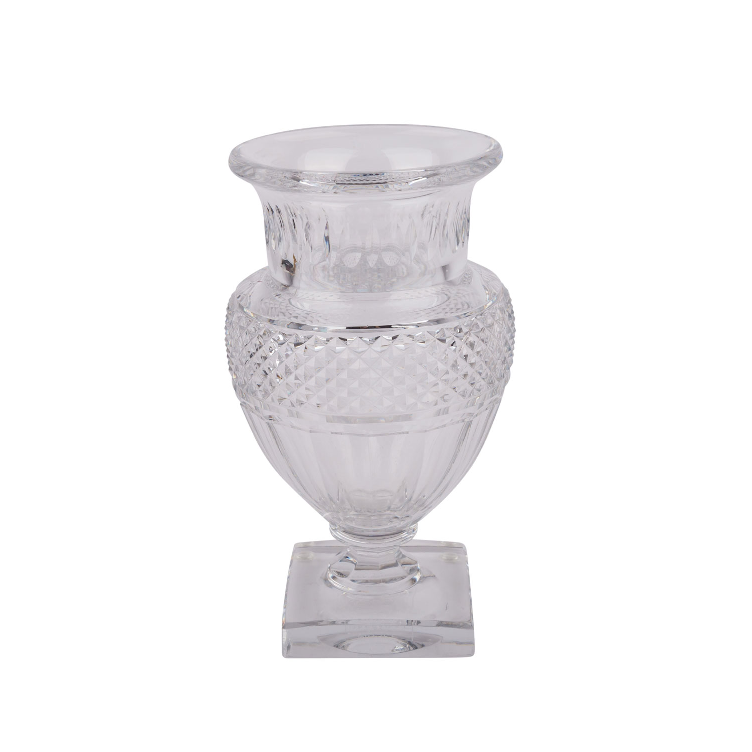 BACCARAT AMPHORENVASEKristallglas mit Facett- und Steinelschliff. Vase in amphorenform auf