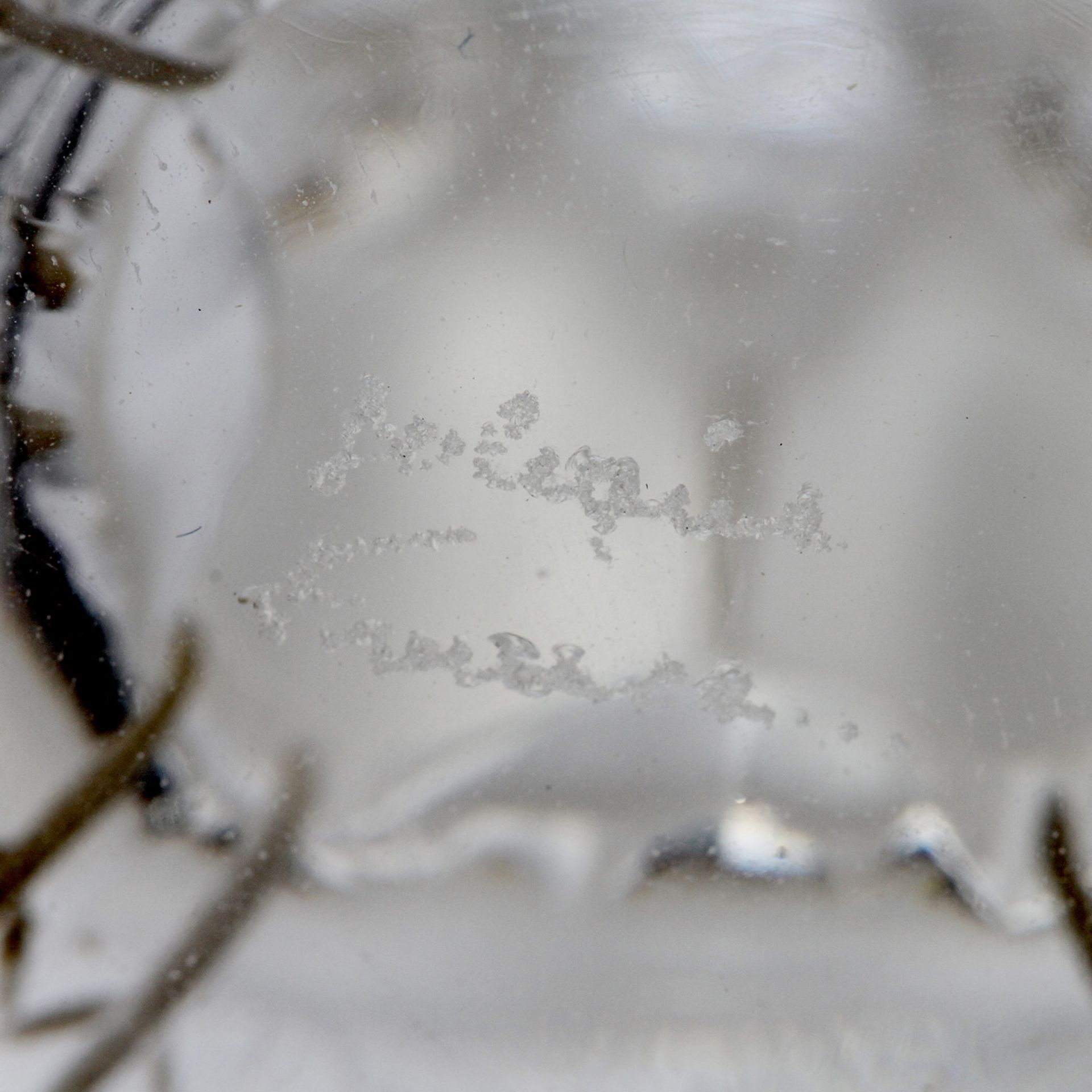 LALIQUE TAFELAUFSATZFrankreich, Farbloses Kristallglas, flache Rundschale, getragen von einem - Bild 7 aus 7