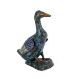 Cloisonné-Gans. CHINA, 19. Jh..In buntem émail cloisonné, H 17 cm.A cloisonné enamel goose. China,