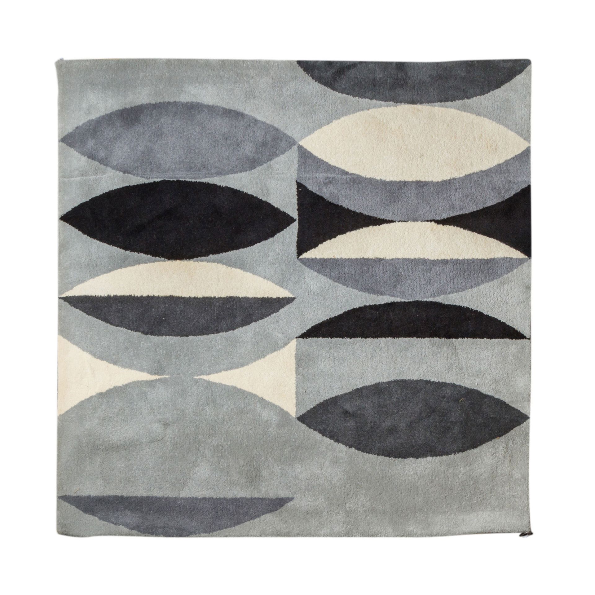 Design Teppich aus Wolle. 1970er Jahre, 200x196 cm.Großzügig, geometrisch gemustert mit großen