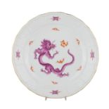 MEISSEN großer Wandteller/Schale, 20. Jh.Rundschale im Dekor "Ming-Drache-Purpur", Fahne in "