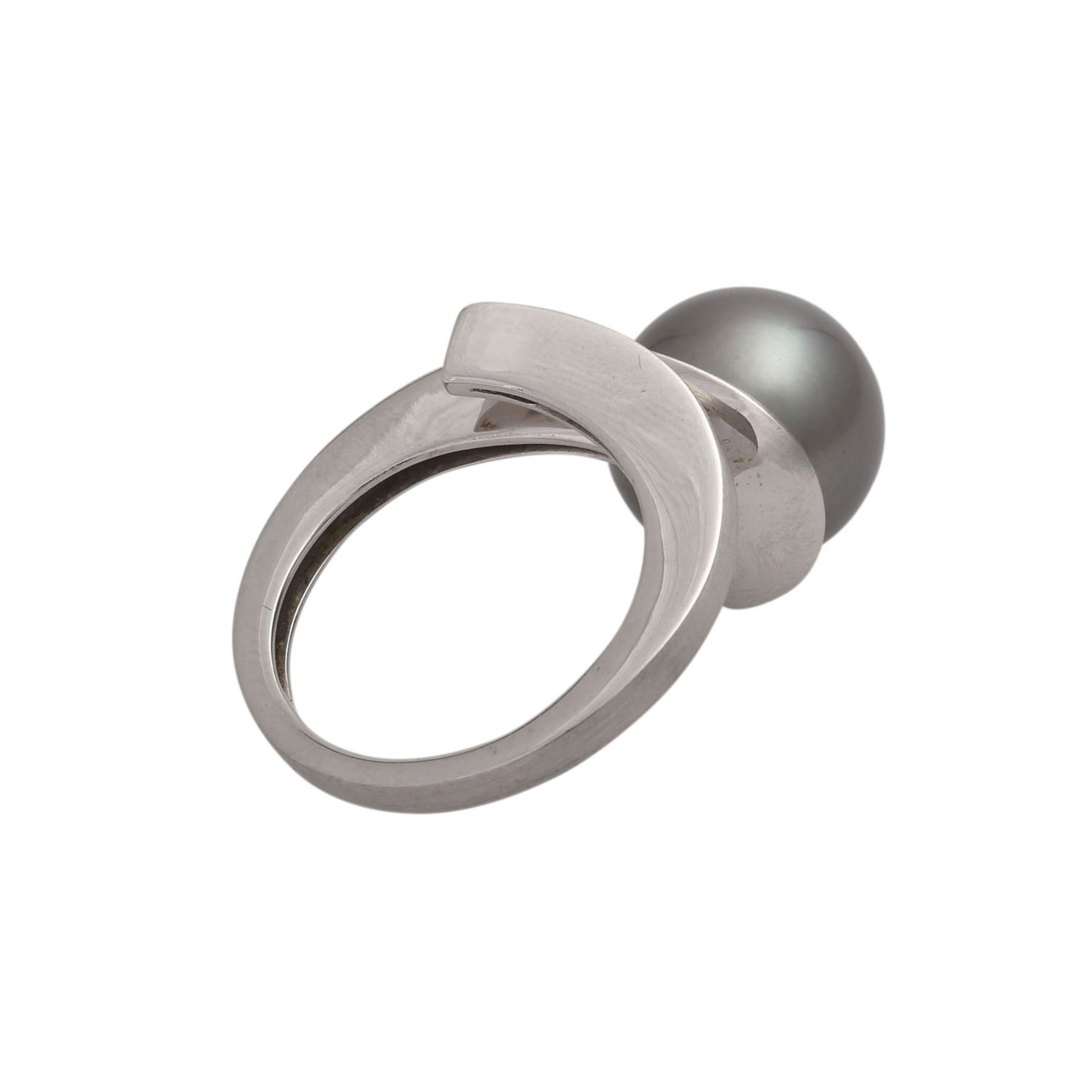Ring mit Tahitiperle ca. 12,2 mm,silbergrau, guter Lüster, NP: 1.998 € (2011), WG 18K, RW: 54, 21. - Bild 3 aus 4