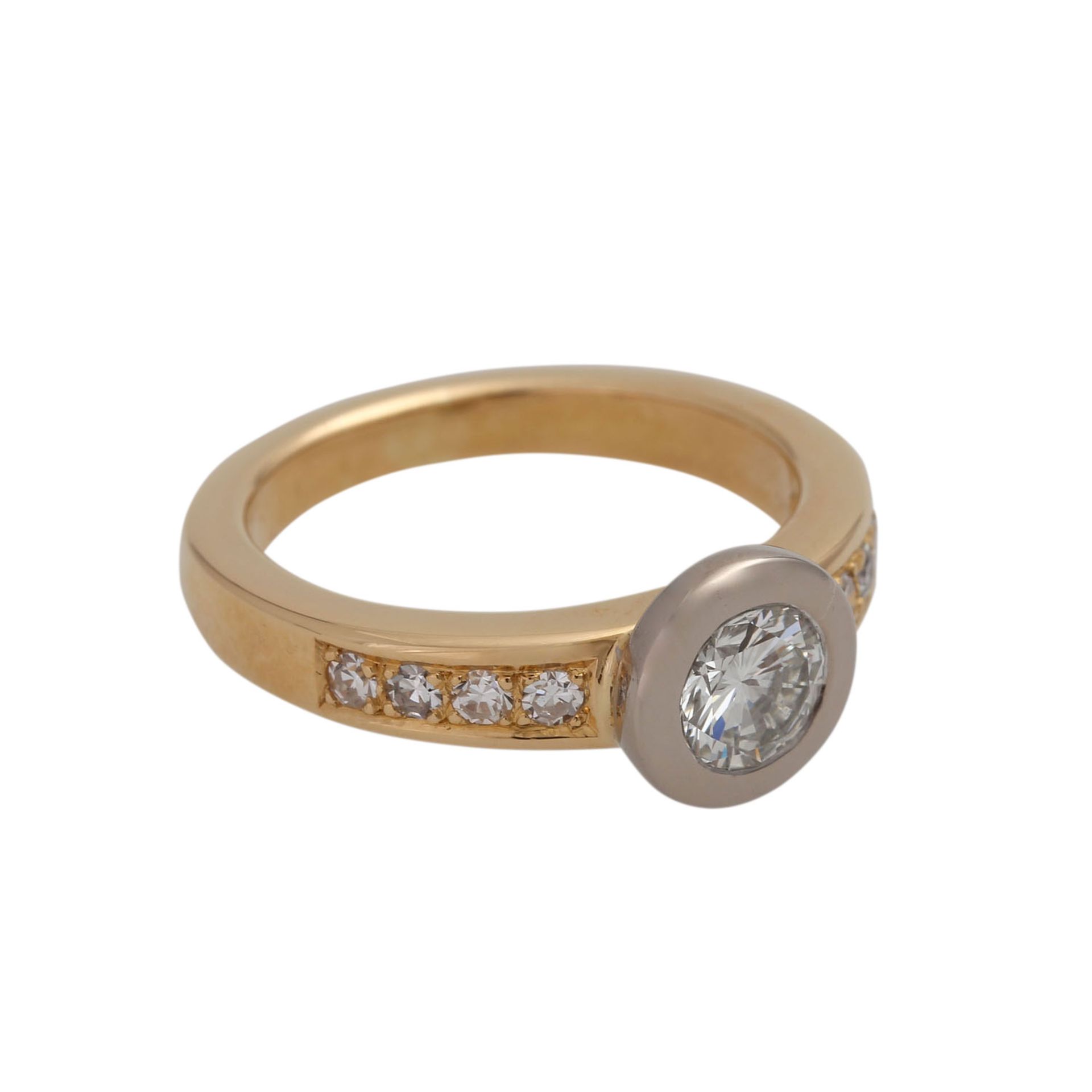 Ring mit Brillant ca. 0,75 ct,LGW (J)/VVS, weitere Diamanten zus. ca. 0,10 ct, gute Farbe u. - Bild 2 aus 5