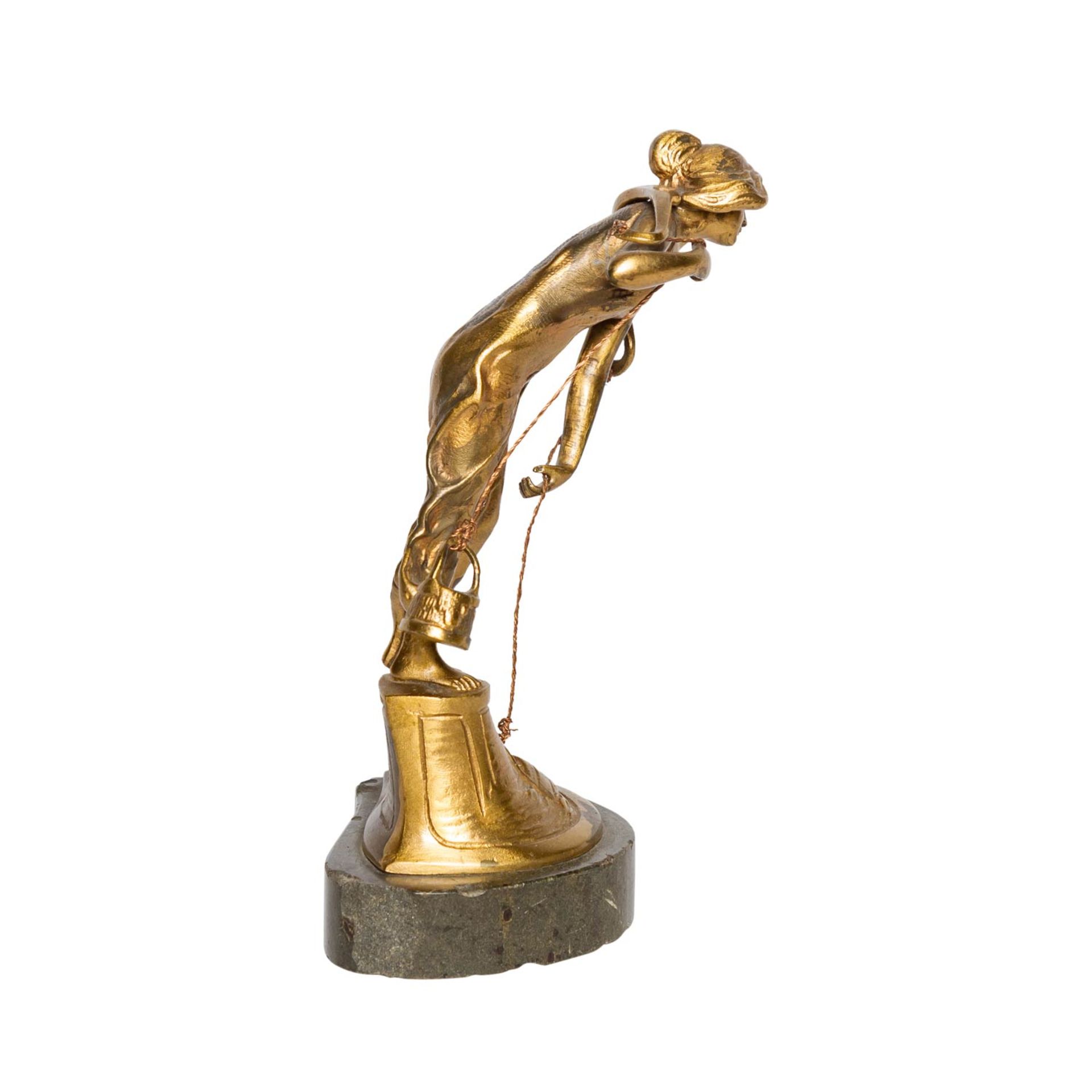 SEIFERT, VICTOR HEINRICH (1870-1953) "Wasserträgerin"Bronze vergoldet, Serpentinsockel, sig. "V. - Bild 5 aus 6