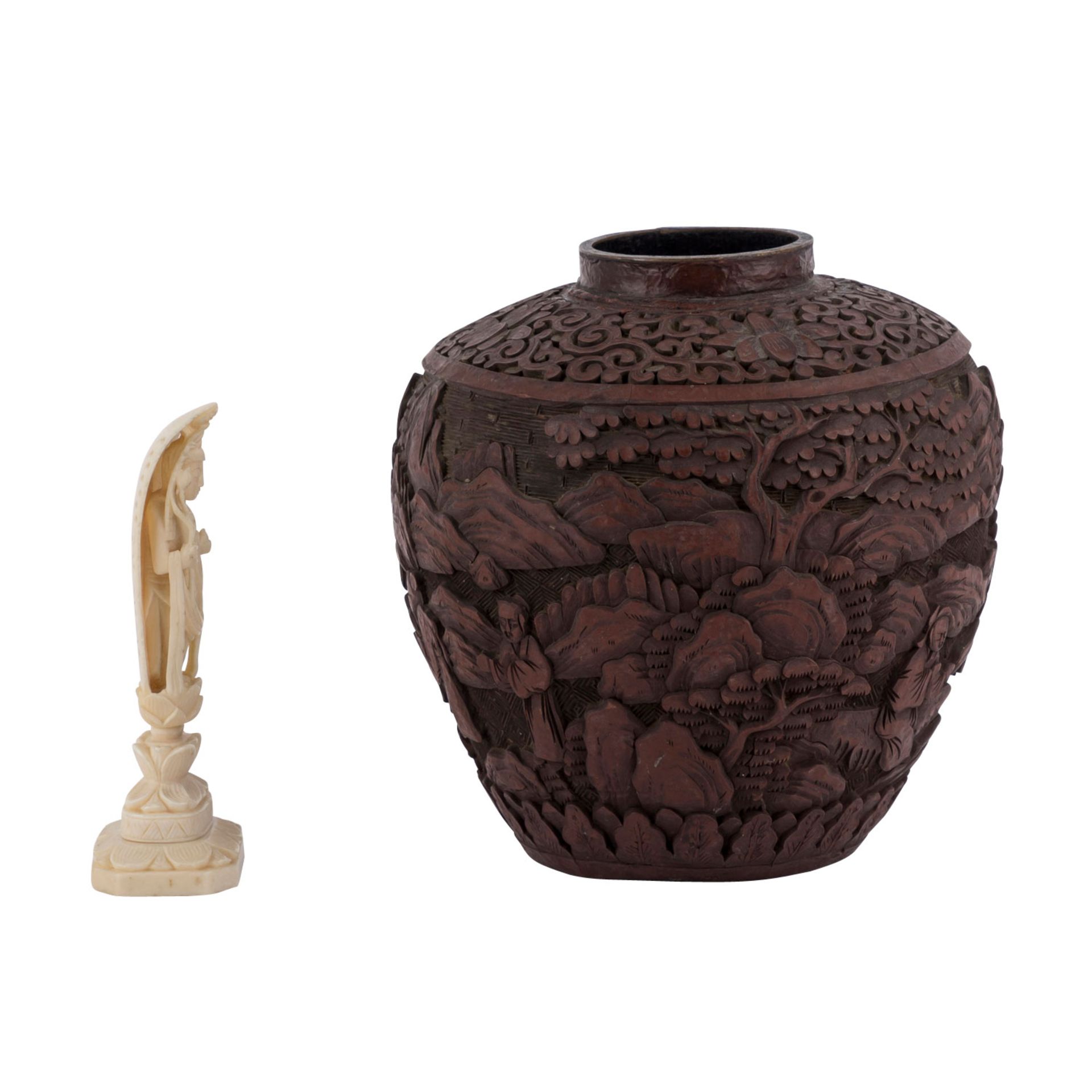 Konvolut: 2 tlg. ASIATIKA1 Vase mit Reliefdekor, CHINA, H: 15 cm, besch./1 Buddha aus Elfenbein, - Bild 4 aus 4