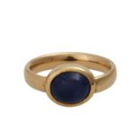 Ring mit Saphir, ovaler Cabochon ca. 8x7 mm,GG 18K, RW 54, 2. H. 20. Jh., Gebrauchsspuren,