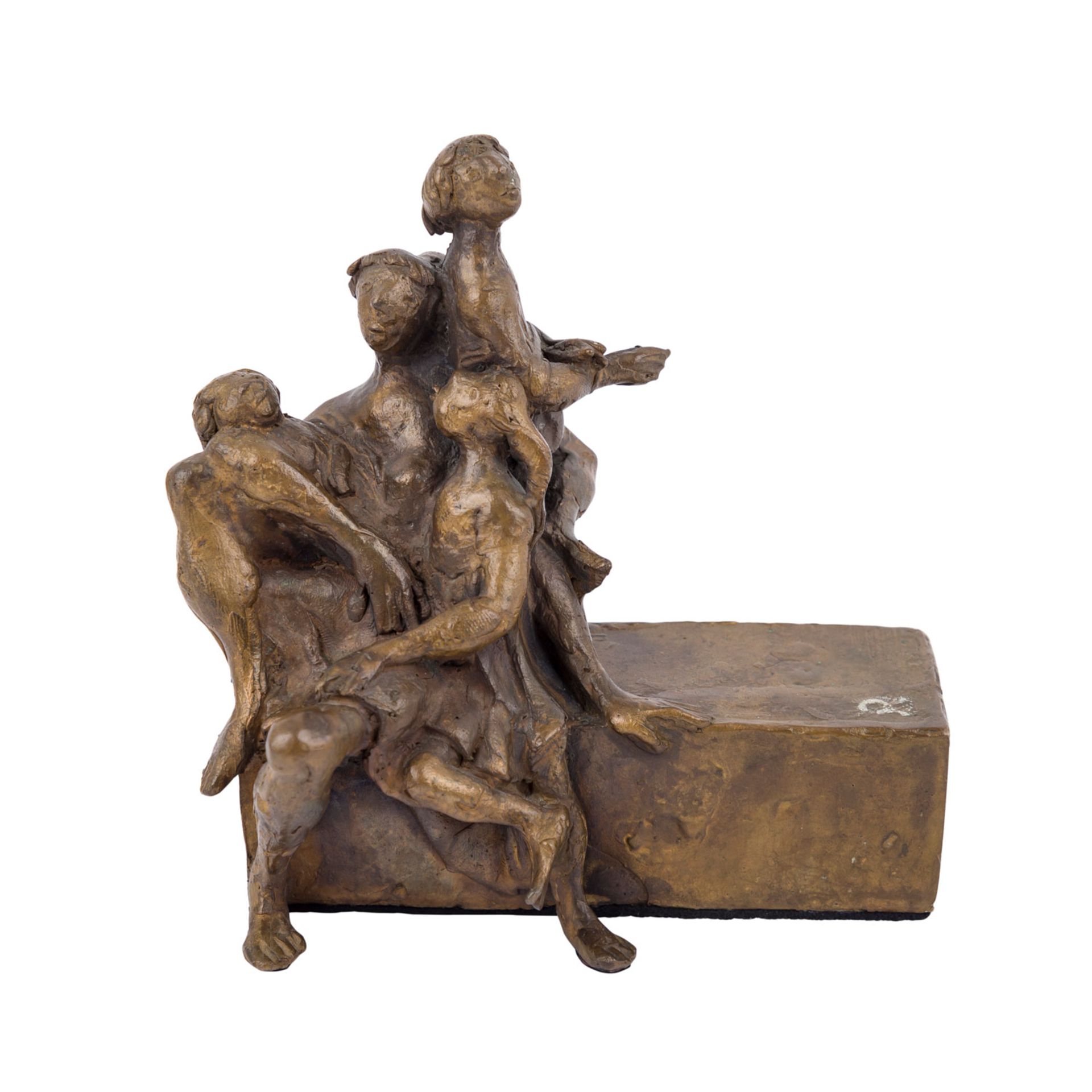 NUSS, KARL-ULRICH (geb. 1943, Prof.), "Familie auf einer Bank",Bronze, patiniert, verso im Guss