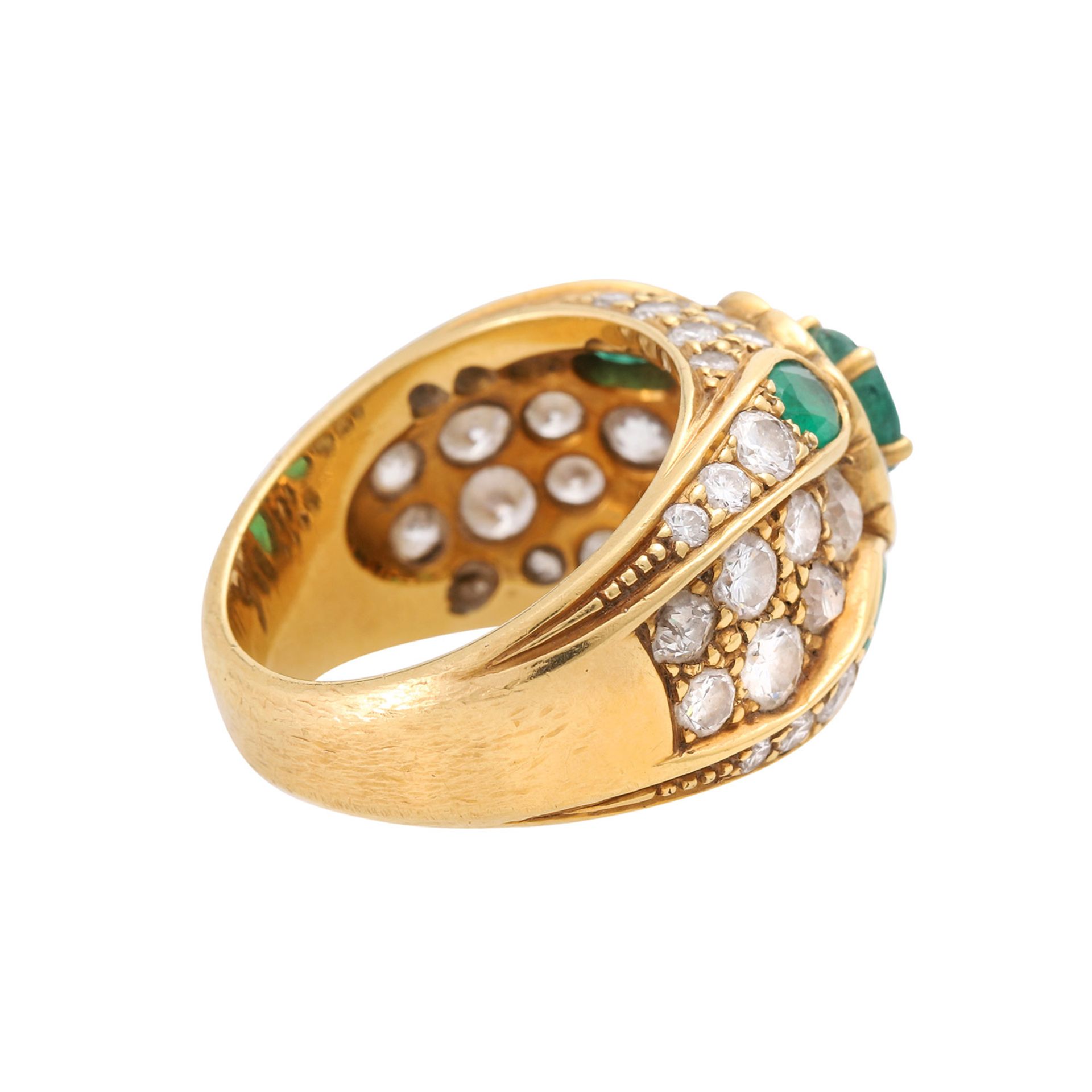 Damenring besetzt mit 5 Smaragde und Diamanten zus. ca. 2,0 cts, TW-W/ VSI- PIQUE.GG 18 K. Ringgröße - Bild 3 aus 5