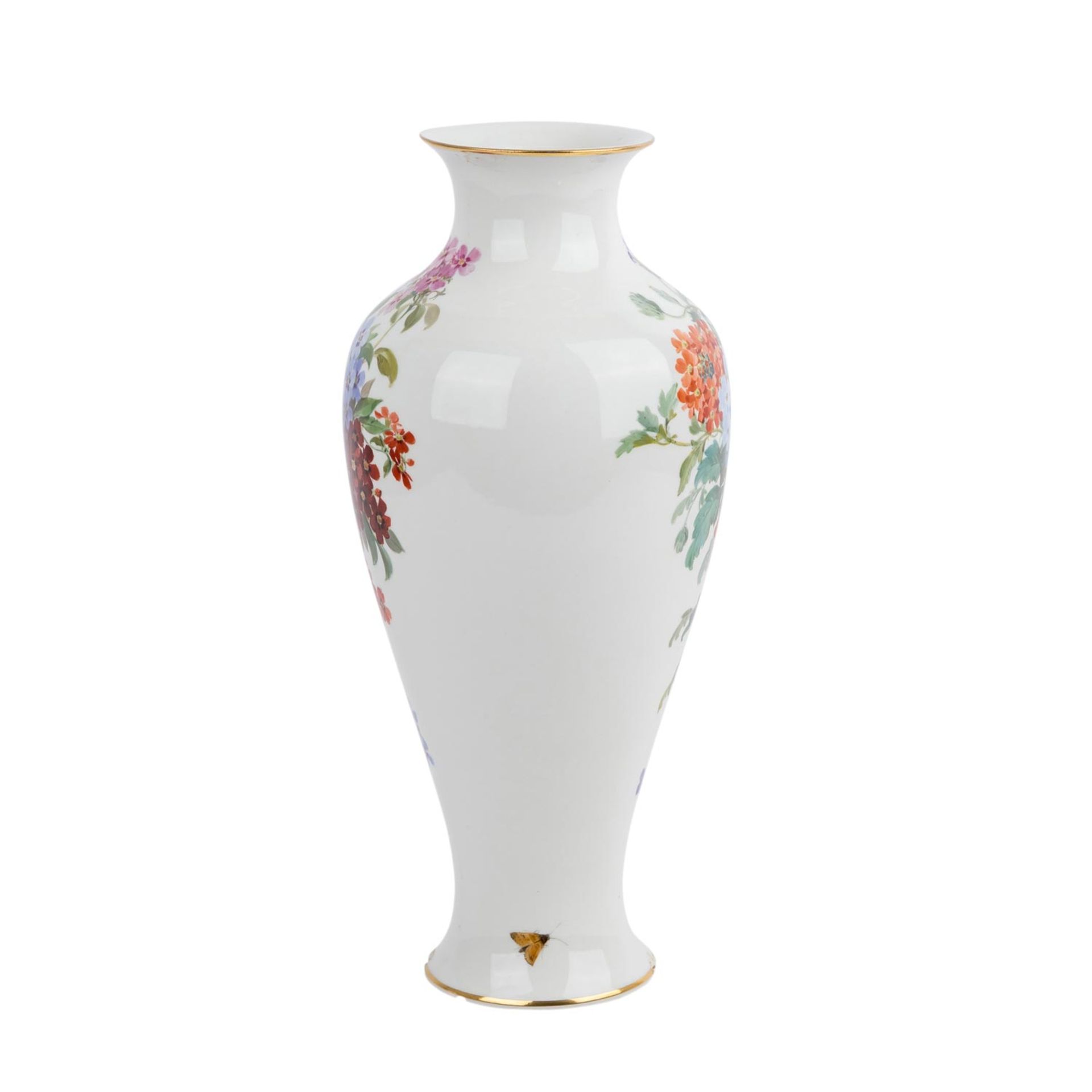 MEISSEN große Vase, 20. Jh.Balusterförmiger Korpus, Weißporzellan mit Blumen- und Insektenmalerei, - Bild 4 aus 7