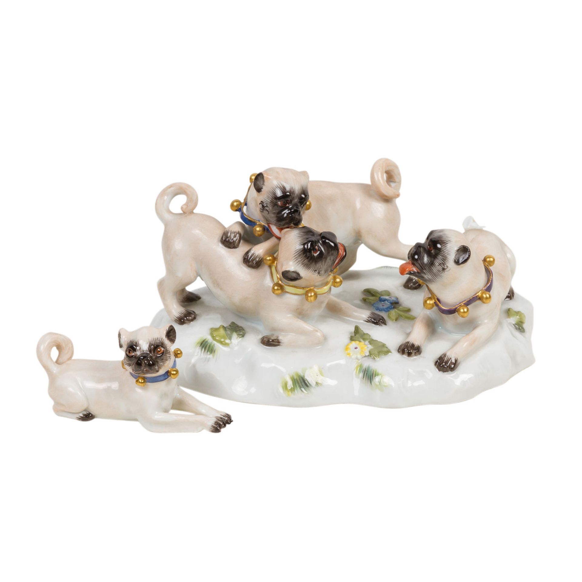 MEISSEN Mopsgruppe und kleiner Mops, 20. Jh.Model der Mopsgruppe von August Ringler 1863, 3