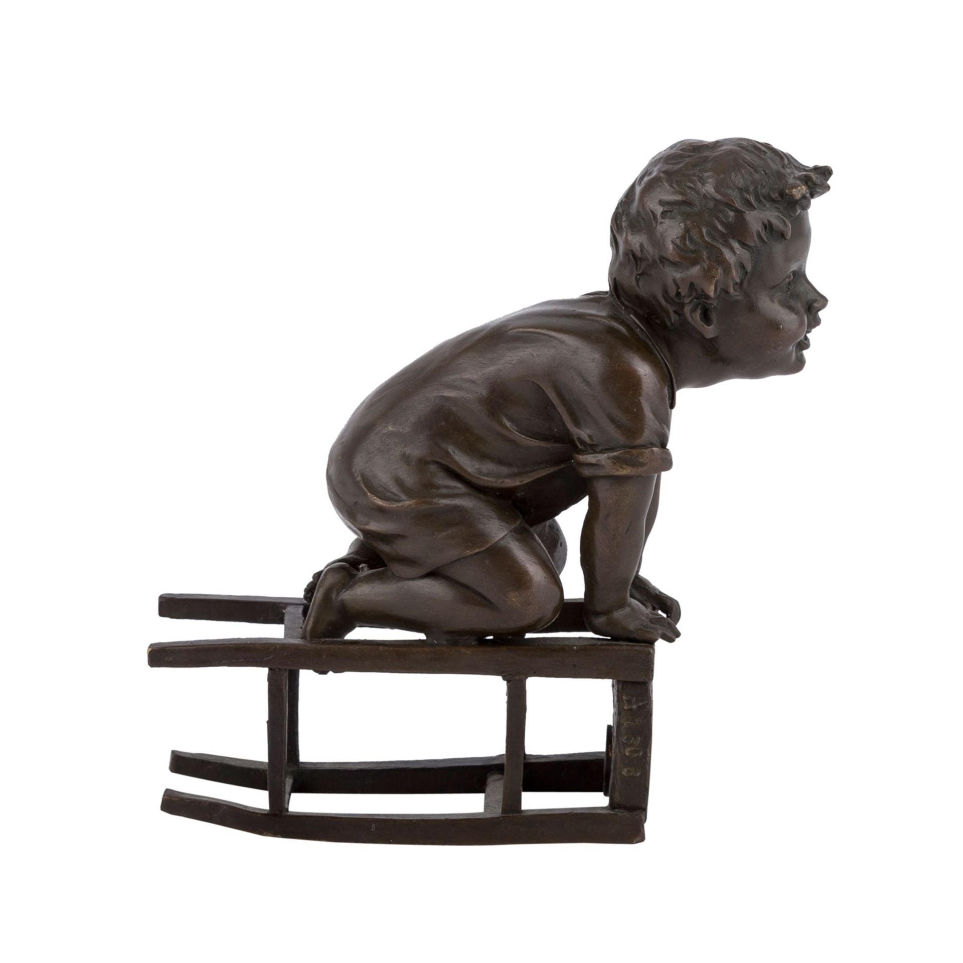 CLARA AYATS, JUAN (1875-1958) "Spielendes Mädchen"Bronze, signiert, Giessereiplakette, H: 15 cm. - Bild 4 aus 7