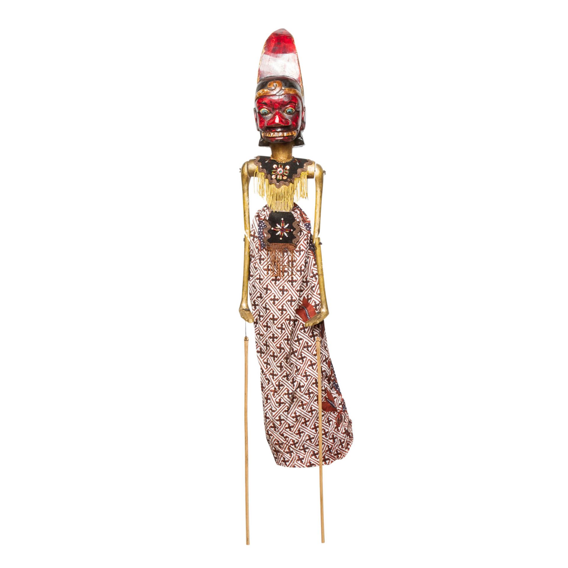 Wayang Golek- Traditionelles Stabpuppenspiel. INDONESIEN.Bestehend aus 7 Stabpuppen, Alters- und - Image 7 of 8