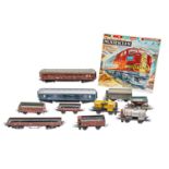 MÄRKLIN Konvolut von zwei Personen- und acht Güterwagen, Spur H0,Guss/Blech, bestehend aus 311