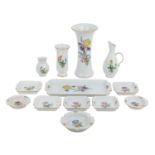 MEISSEN 13-tlg. Konvolut 'Blumenmalerei', 2. Wahl, 20. Jhd.:3 verschiedene Vasen (H. ca. 9-24cm),